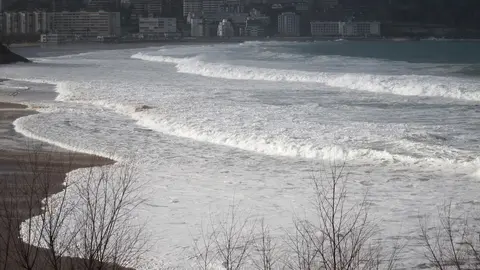 Olas. Oleaje. Mar. Marea. Pleamar. Temporal. Aviso. Alerta. Santander. Cantabria