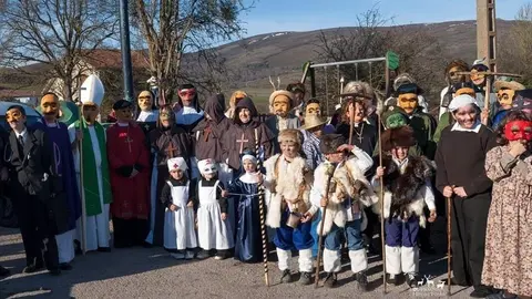 Mascarada de 'Los Zamarrones' en Lanchares