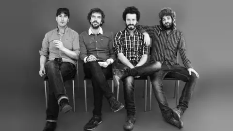 NI&Ntilde;OS MUTANTES