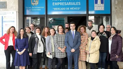 ENTREGA DIPLOMAS PROGRAMA BUSINESS SENIOR (EMPRENDEDORES)