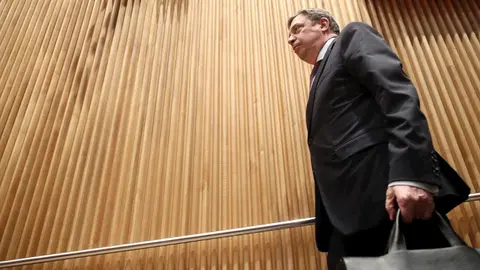 El ministro de Agricultura, Pesca y Alimentaci&oacute;n, Luis Planas, a su llegada a la Comisi&oacute;n de Agricultura en el Congreso