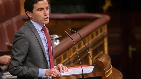 El portavoz de Econom&iacute;a del PSOE en el Congreso y diputado por Cantabria, Pedro Casares