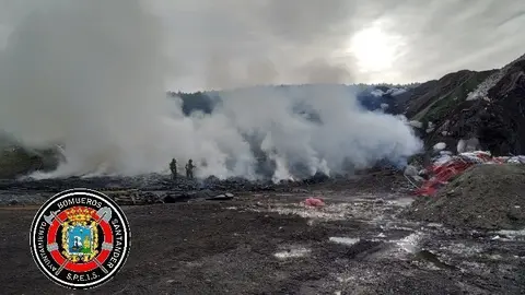 vertedero cace&ntilde;a