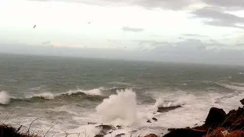 Oleaje en el Cant&aacute;brico. Temporal. Viento y olas en la costa c&aacute;ntabra