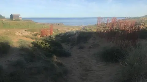 Senda costera de Punta de la Mesa en Noja