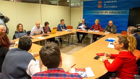 Reuni&oacute;n de la mesa t&eacute;cnica de educaci&oacute;n