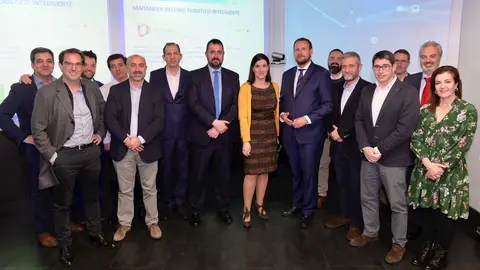 Delegaci&oacute;n Murcia visita Santander para copiar modelo de ciudad inteligente