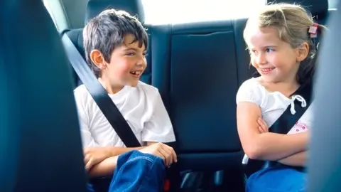 Cintur&oacute;n de seguridad en coche