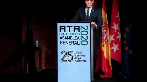 El presidente del Gobierno, Pedro S&aacute;nchez, interviene en el acto de clausura de la Asamblea de elecciones de la Asociaci&oacute;n de Trabajadores Aut&oacute;nomos, en Madrid (Espa&ntilde;a), a 9 de marzo de 2020.