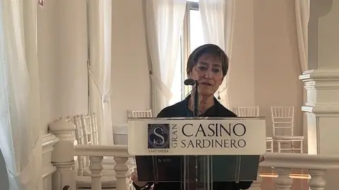 La presidenta del Consejo General de la Abogac&iacute;a, Victoria Ortega, en una charla en Santander