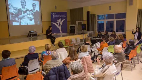 Actividad de la Semana de la Mujer de 2019 en el Centro de Mayores (archivo)