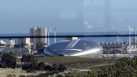 Imagen exterior del Palacio de Deportes de la ciudad de Santander. 