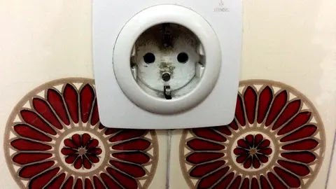 Enchufe, enchufes, electricidad, red el&eacute;ctrica