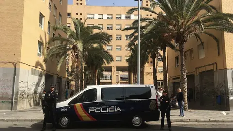 Una patrulla de Polic&iacute;a en Alicante.