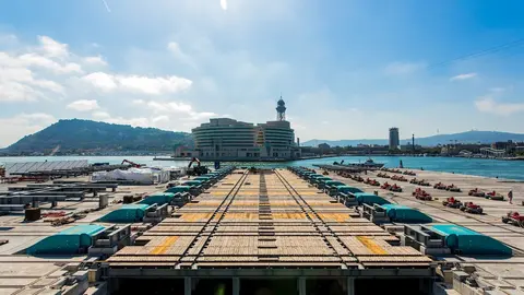 Nuevo elevador de MB92 en Puerto de Barcelona