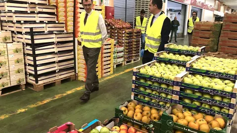 Mercamurcia mantiene su actividad habitual y garantiza el suministro de alimentos frescos