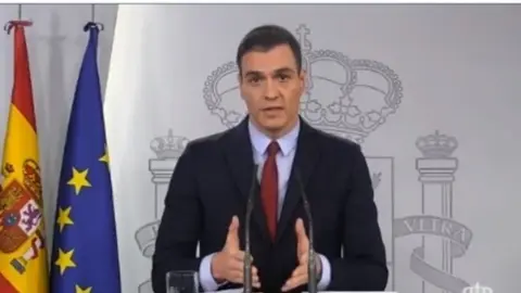 Coronavirus.- Gobierno pone todos los medios sanitarios civiles, militares, p&uacute;blicos y privados bajo el mando de Sanidad