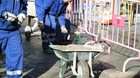 Obreros, alba&ntilde;iles, obras, construcci&oacute;n, empleo