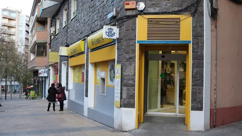 Oficina de Correos en la capital aragonesa.