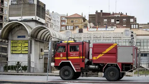 DAVID S. BUSTAMANTE 17/03/2020 SANTANDER/ CANTABRIA La Unidad Militar de Emergencias UME realiza apoyo de seguridad en Santander tras decretarse el Estado de Alerta en Espa&ntilde;a por el Coronavirus COVID-19 