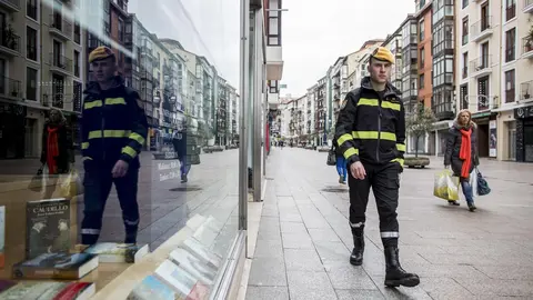 DAVID S. BUSTAMANTE 17/03/2020 SANTANDER/ CANTABRIA La Unidad Militar de Emergencias UME realiza apoyo de seguridad en Santander tras decretarse el Estado de Alerta en Espa&ntilde;a por el Coronavirus COVID-19 