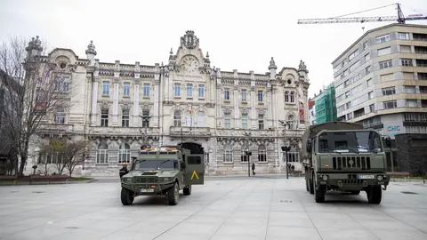DAVID S. BUSTAMANTE 17/03/2020 SANTANDER/ CANTABRIA La Unidad Militar de Emergencias UME realiza apoyo de seguridad en Santander tras decretarse el Estado de Alerta en Espa&ntilde;a por el Coronavirus COVID-19 