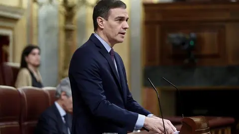 El presidente del Gobierno, Pedro S&aacute;nchez, durante su comparecencia este mi&eacute;rcoles en el Congreso de los Diputados para explicar la declaraci&oacute;n del estado de alarma y las medidas para paliar las consecuencias de la pandemia provocada por el coronavirus