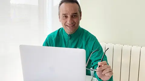 Jos&eacute; Luis Oltra, entrenador del Racing de Santander