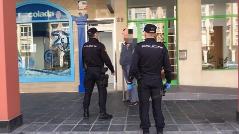 Control de la Polic&iacute;a Nacional