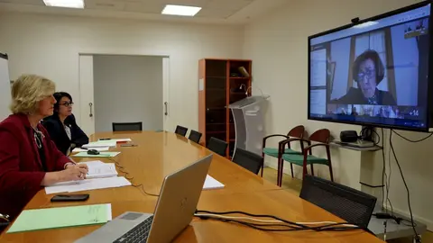 Consejera de Turismo, Marina Lomb&oacute;, en la Comisi&oacute;n Sectorial de Turismo presidida por la secretaria de Estado, Isabel Oliver