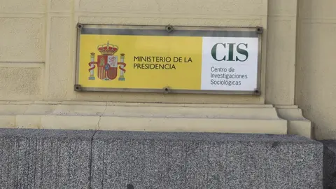 El CIS da otra subida al PSOE y ampl&iacute;a su ventaja sobre el PP antes del estado de alarma