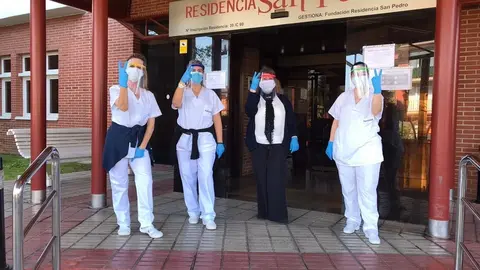 Entrega mascarillas residencia