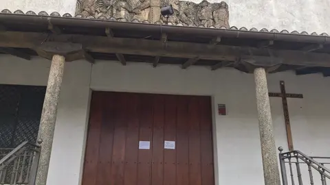 Iglesia cerrada por la crisis del coronavirus Covid-19. Confinamiento en Galicia.