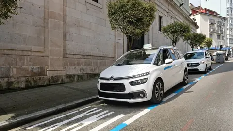 Parada de taxis en Cisneros