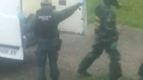 Captura de pantalla 2020-03-29 a las 22.34.44