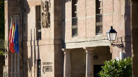 336190_10151036791835547_1212821095_o