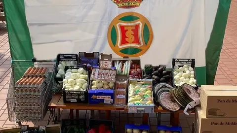 Alimentos donados por la Real Sociedad de Tenis de La Magdalena a la Cocina Econ&oacute;mica