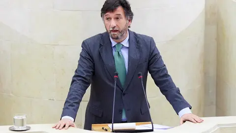 El portavoz de Vox en el Parlamento de Cantabria, Cristobal Palacio