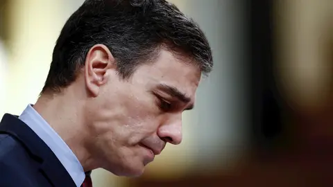 El presidente del Gobierno, Pedro S&aacute;nchez, durante su intervenci&oacute;n en el pleno del Congreso celebrado este jueves para aprobar una nueva pr&oacute;rroga del estado de alarma