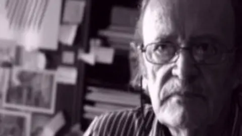 El dise&ntilde;ador y artista pl&aacute;stico Juli&aacute;n Santamar&iacute;a L&oacute;pez, fundador del reconocido 'Grupo 13'