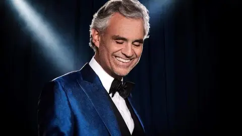 Andrea-Bocelli-ok-900x600