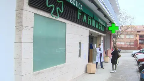 Farmacia del barrio madrile&ntilde;o de Canillas.