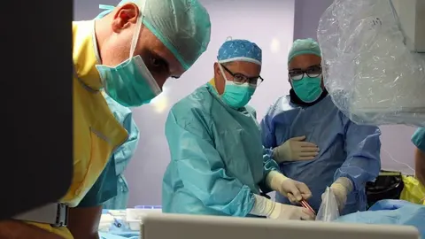 Hospital Quir&oacute;nsalud Sagrado Coraz&oacute;n implantar el primer marcapasos sin cables de la sanidad privada sevillana