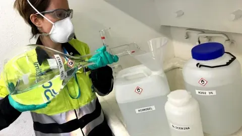 Producci&oacute;n de gel hidroalcoh&oacute;lico