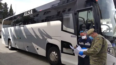 Alsa pone autobuses a disposici&oacute;n del Ej&eacute;rcito