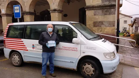 Reparto de mascarillas