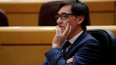 El ministro de Sanidad, Salvador Illa, durante la primera sesi&oacute;n de control al Gobierno en el Senado