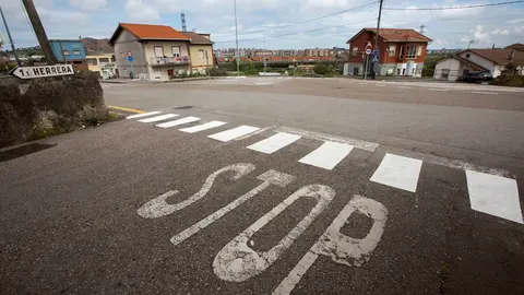 Nuevo paso de peatones en Camargo