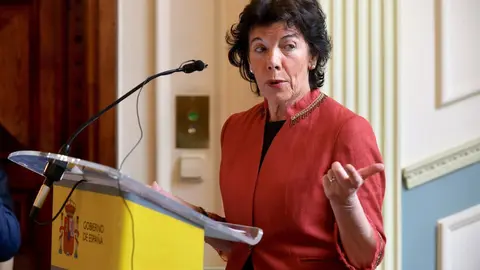 La ministra de Educaci&oacute;n y portavoz del Gobierno, Isabel Cela&aacute;, en un acto en el Palacio Ch&aacute;varri de Bilbao