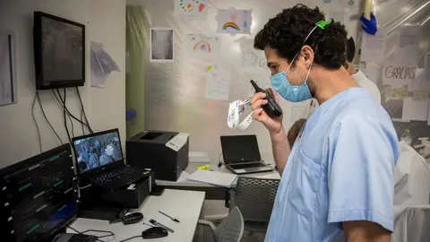 UCI de Valdecilla, sala de control